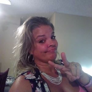 Meet your Posher, Lelynn